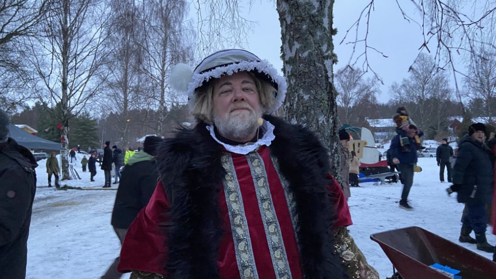 Skådespelaren Tommy Hjernert gestaltade Gustav Vasa, när 500-årsresan i Strängnäs inleddes med Tidernas vinterfest i Stallarholmen nyligen.