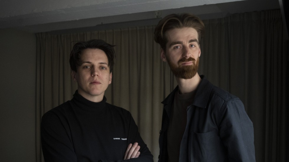 Olle Tholén och Victor Danell är två av medlemmarna i filmkollektivet Crazy Pictures som trivs bättre i Norrköping än i Hollywood.