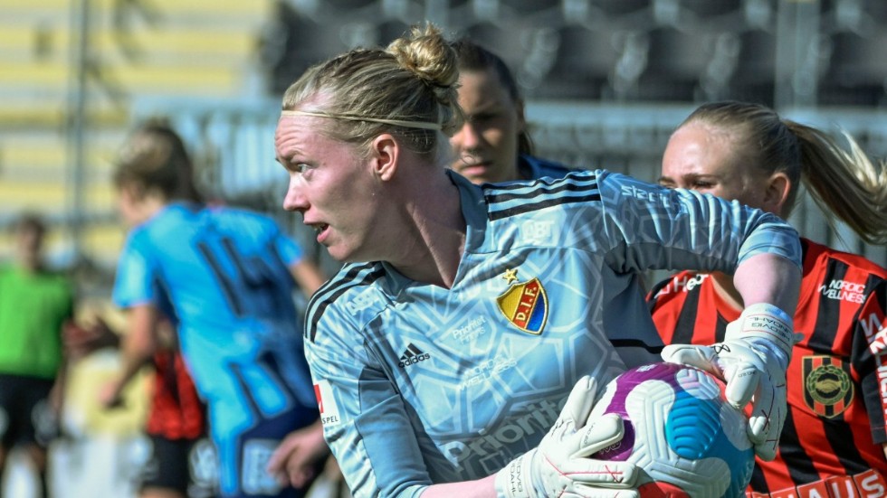 Djurgårdens målvakt Hedvig Lindahl under söndagens match i damallsvenskan mot Brommapojkarna.