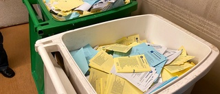 Valsedelssvinnet: Tre ton kasseras bara i Motala och Vadstena  ▪Valmyndigheten vill att systemet utreds: "Orimligt att trycka som i år"