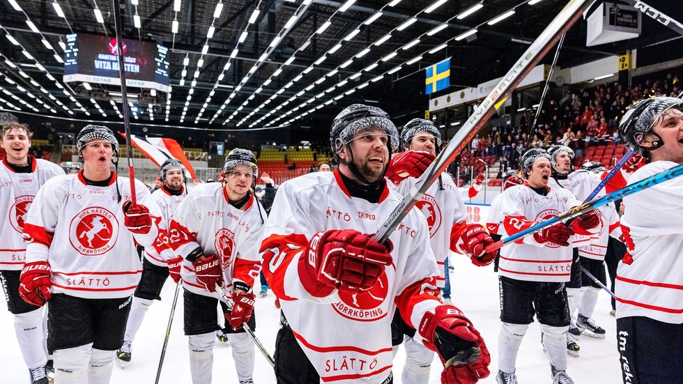 Vita Hästen spelar två träningsmatcher på hemmaplan innan säsongen drar i gång. Båda matcherna kommer att sändas här på NT.se.