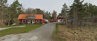 5 600 000 blev priset för två fastigheter i Norrtälje