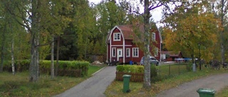 Fastigheten på adressen Värdshusvägen 3 i Karlholmsbruk såld på nytt - stigit mycket i värde