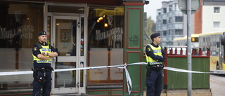 Skjutning på pub i Sandviken – två livshotande skadade