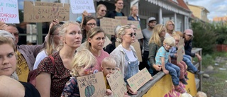 Högljudda rebellmammor manifesterade i Nyköping