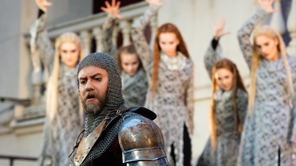 Andreas Landin gestaltar Macbeth i Läckö Slotts "Macbeth". Pressbild.
