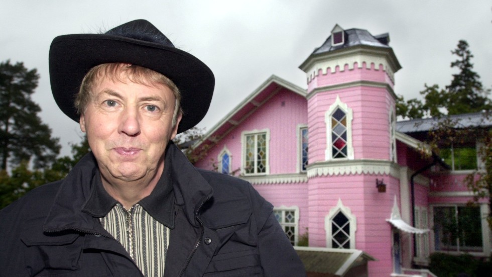 Ralph Lundsten gick sin egen väg i musik-Sverige och byggde sin egen studio i det berömda rosa huset utanför Stockholm. Arkivbild.