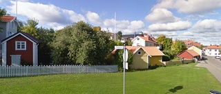 Fastigheten på Skolgatan 2 i Öregrund har fått nya ägare