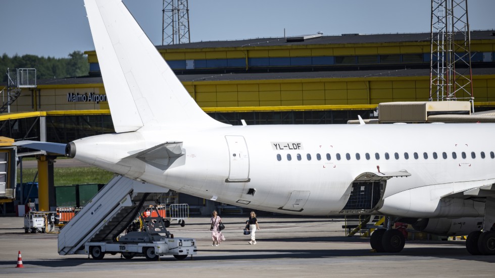 En Airubs A320 på Sturups flygplats. Arkivbild.