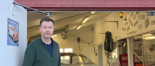 Markus gör om bensinbilar till elbilar – gammal Volkswagen fick batterier från Tesla