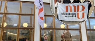 Här kommer nya universitetsflaggorna på plats: "Känner ny energi"