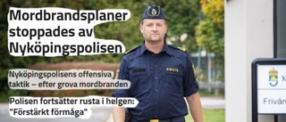 Misstänkt stoppad med dunkar – bara ett stenkast från polishuset