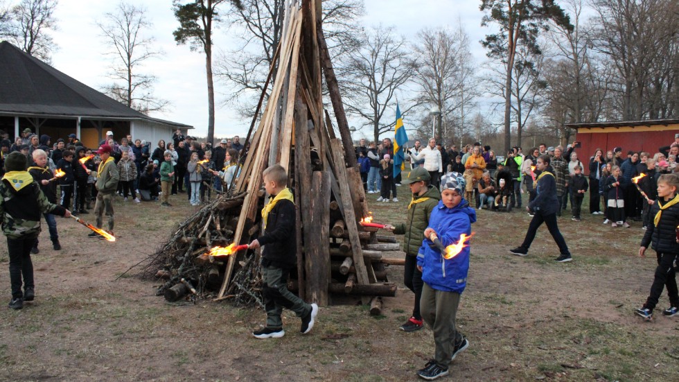 Även i år arrangeras valborgsfirande i Hultsfreds folkets park, där elden tänds av scoutkårens yngre förmågor.