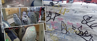 Klotter, förstörda stolar och en buss i diket: Nu vill bussbolaget få stopp på skadegörelsen • ”Har eskalerat snabbt”
