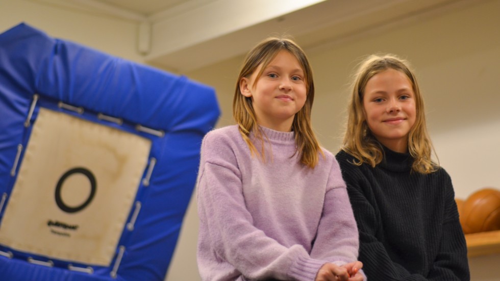 Ellie Braf, 10 år, och Wilja Sand, 11 år, går på gymnastik i Eksjö och tog initiativ till att starta en grupp för lågstadiebarn i Mariannelund.