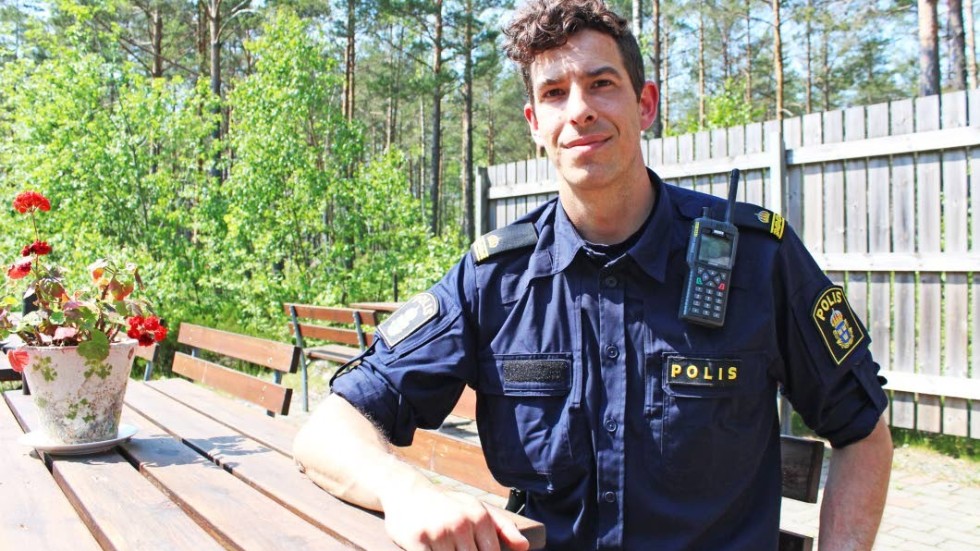 Viktor Haglind är ny kommunpolis i Västerviks kommun. Hans fokus kommer bli förebyggande arbete.