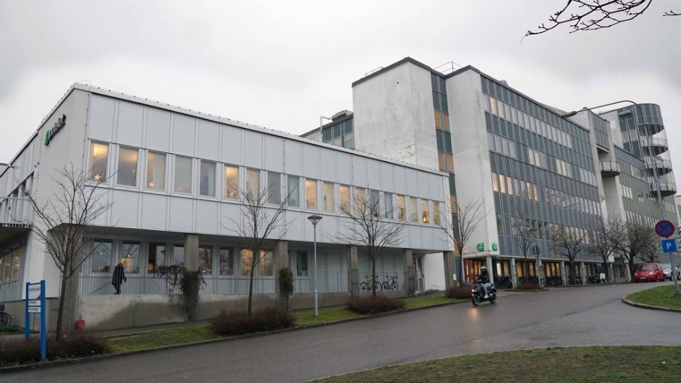 Snart stängs behandlingsenheten vid Västerviks sjukhus, något som oroar läkarna på kirurgkliniken.