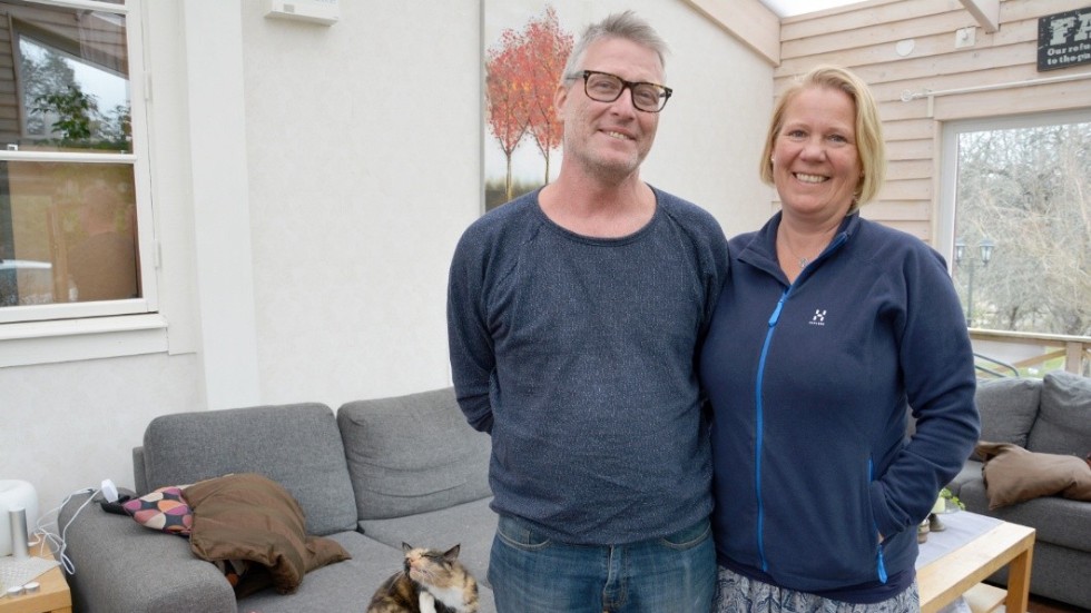 Mattias och Karin Västerlund har varit familjehem i många år och de tycker det har berikat deras liv så mycket att de önskar att alla som kan skulle ge det en chans.
