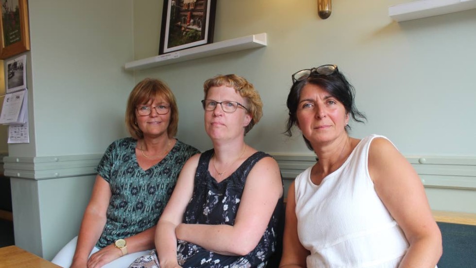 Fotterapeuterna Lotta Nordh, Susanne Emilsson, och Rebecca Monell slutar med fotvård på Kindas äldreboenden