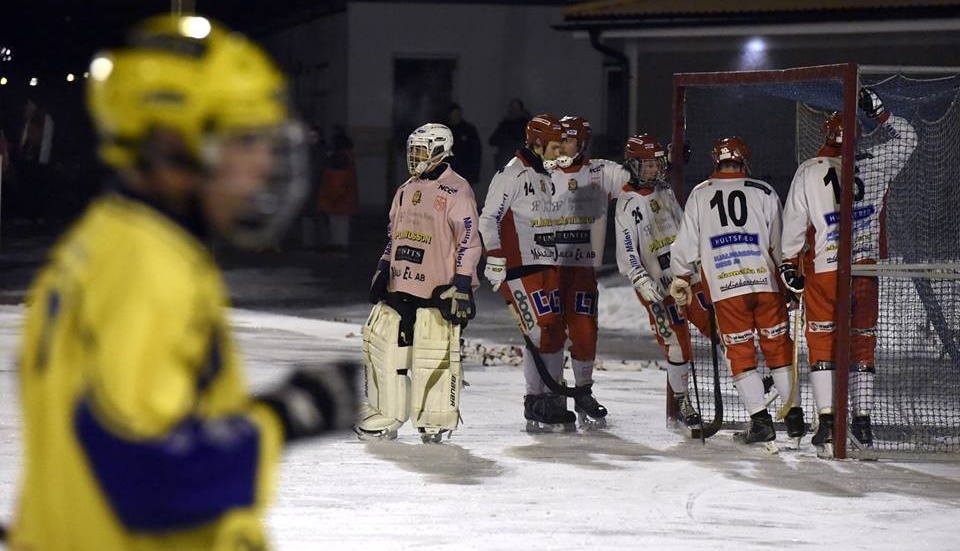 Målilla var inte riktigt med i matchen mot Skirö och föll.