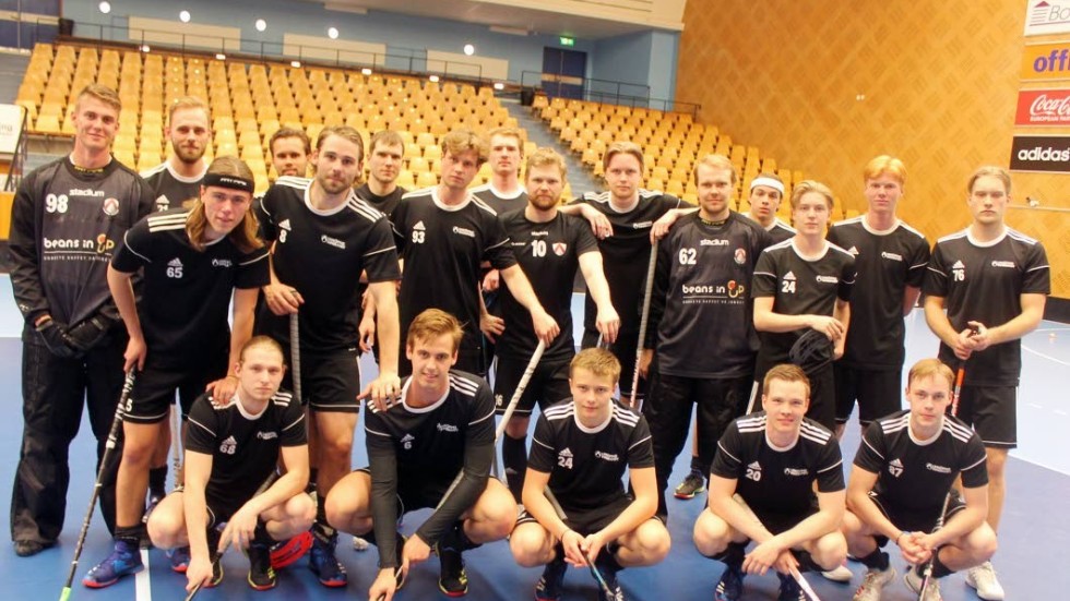 Kickoff. 20 spelare som är redo för det första "ispasset" i Linköpings sporthall inför SSL-säsongen 2019/2020. En ny resa har startat för Libk.