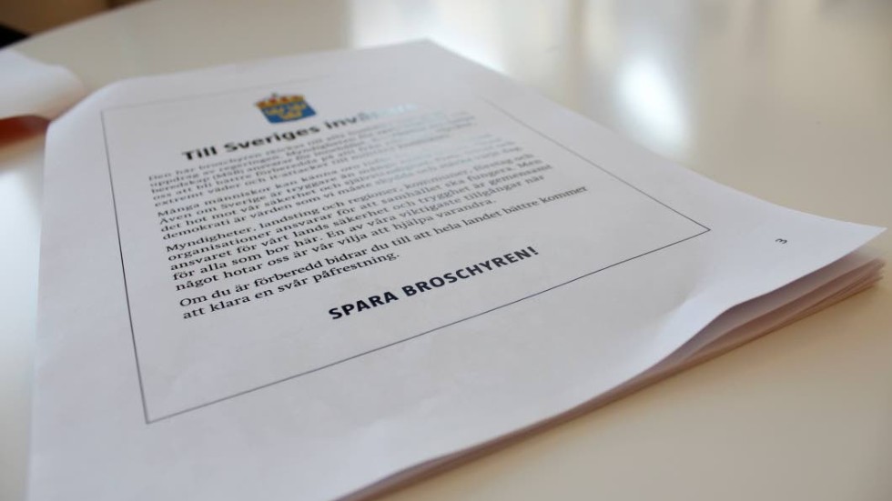 Broschyren når Sveriges alla hushåll. MSB uppmanar allmänheten att spara informationen.