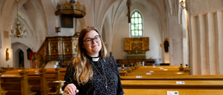 Nya kyrkoherden trodde att hon inte var smart nog att bli präst