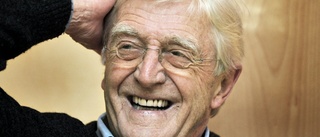 Pratshowlegendaren Michael Parkinson död