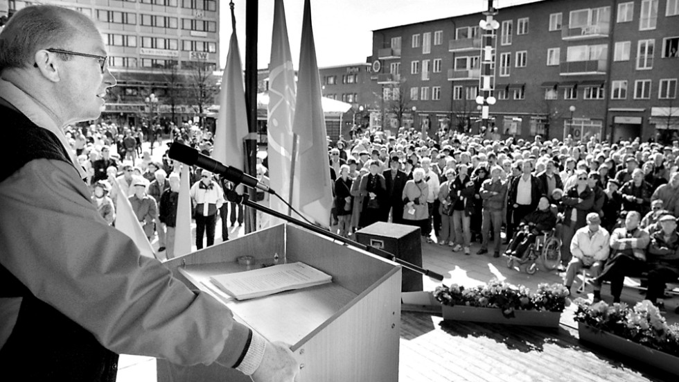 
May 1998. First May Day speech in the square in Skellefteå.
