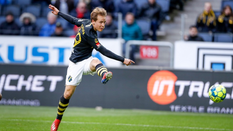 AIK:s Saku Ylätupa under en allsvensk match 2019. Arkivbild.