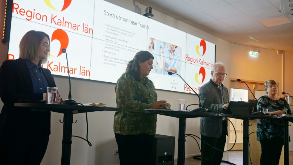 Johanna Wyckman (L), Angelica Katsanidou (S), Christer Jonsson (C) och Yvonne Hagberg (S) presenterade regionplanen för 2021-2023. 