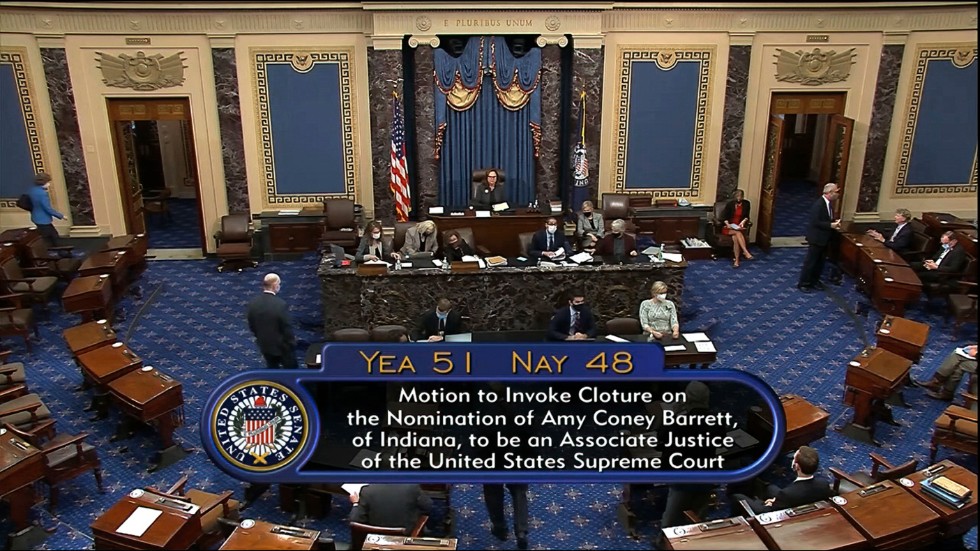 USA:s senat röstade för att begränsa debatten om nomineringen av Amy Coney Barrett som ny domare i högsta domstolen.