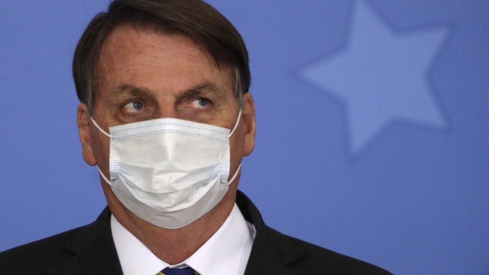 Brasiliens president Jair Bolsonaro har gång på gång underminerat faran med coronaviruset.