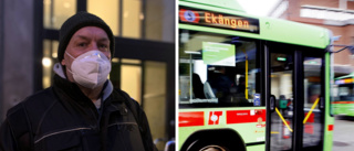 Få munskydd på bussarna trots rekommendationer: "Verkar som att folk inte bryr sig"