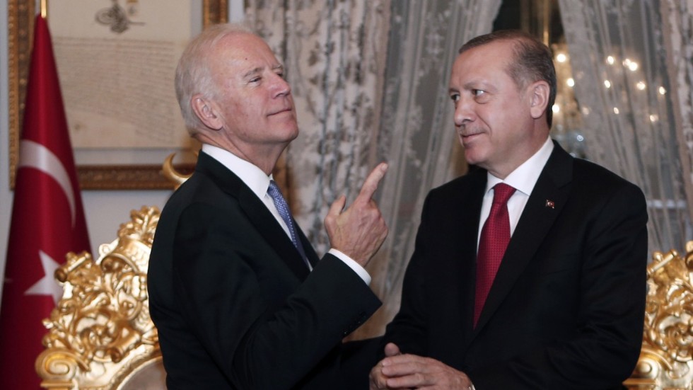 Kommer Joe Biden att anta en tuffare hållning gentemot Recep Tayyip Erdogans Turkiet? Det visar sig efter maktskiftet i USA i januari. Bilden är från ett möte mellan de båda männen 2016, då Biden var vicepresident.