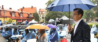 Därför måste Kristersson överge plakatpolitiken