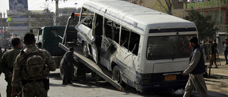 Bombdåd mot regeringsanställda i Kabul