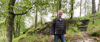 Bengt fascineras av Nyköpings märkliga bergspark 
