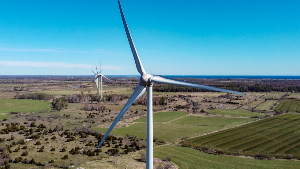 Hållbar industriproduktion kräver vindkraft, menar debattören.