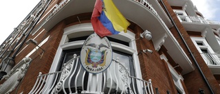 Ecuador drar tillbaka Assanges medborgarskap