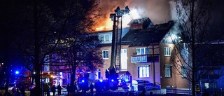 Brandhärjat hus ska rivas – kontrakt uppsagda