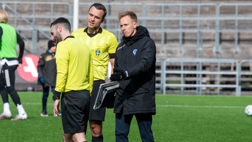 Avstängningar på både Josh Bragg och Adrian Pettersson gör att tränaren Jesper Ny har lite att fundera på inför lördagens möte med Utsikten. 