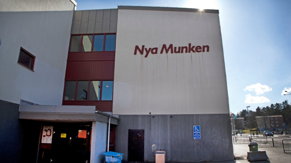 Nya Munken AB var den första svenska skolan som började drivas som aktiebolag, skriver skolans vd och ordförande för Stiftelsen Nya Munkens Vänner.