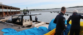 Exklusiv visning av Windys nya lyxbåt på Holmen • Så många miljoner får du betala •Video: Så ser den ut