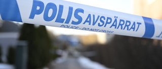Man skottskadad av polis i Botkyrka