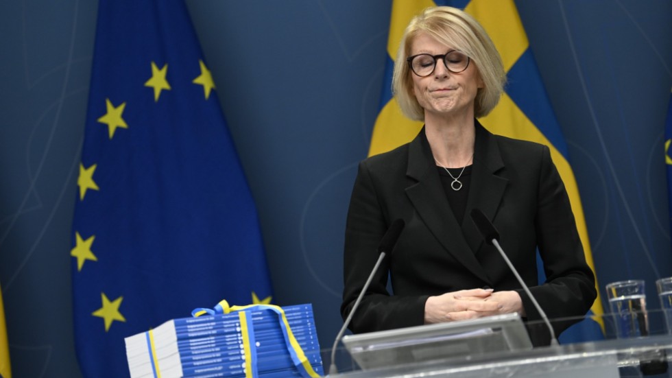 Finansminister Elisabeth Svantesson (M) håller pressträff och presenterar regeringens budgetpropositionen för 2023.
