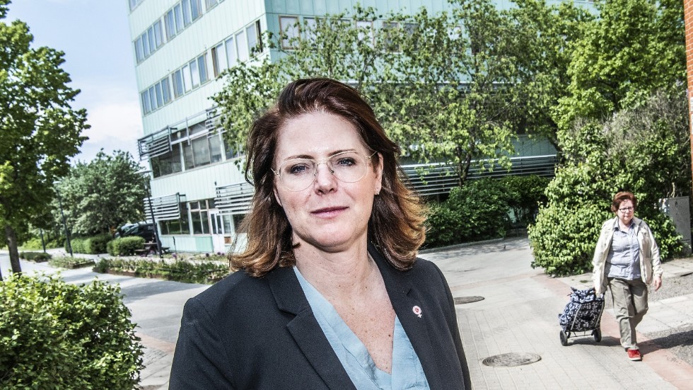 Förra kommunalrådet Ebba Östlin (S) ska lämna kommunpolitiken i Botkyrka.