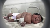 Nyfödd flicka räddades ur rasmassor