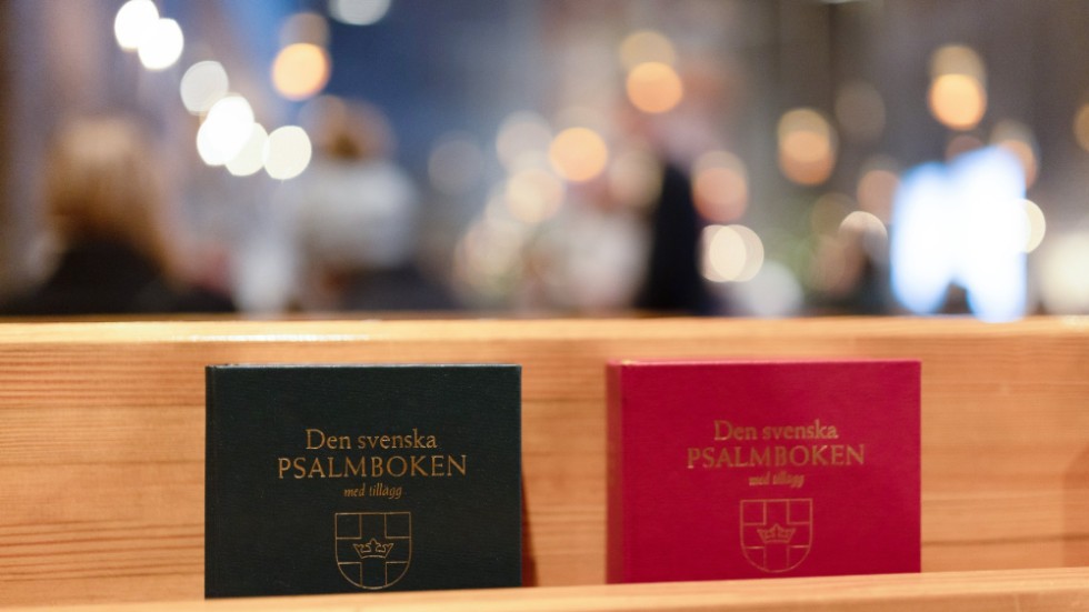 Psalmböcker i Markuskyrkan i Stockholmsförorten Björkhagen. Arkivbild.