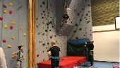 Ny klättervägg i AL-hallen – nu vill föräldrarna starta ny förening • "Verkar finnas ett intresse"